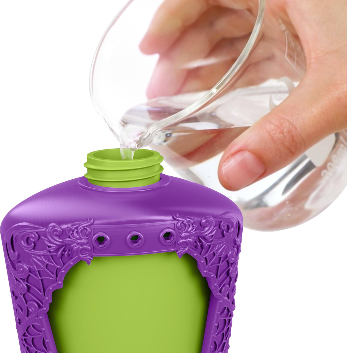 Mini Dolls and Accessories with Water Reveal & Charms E54094