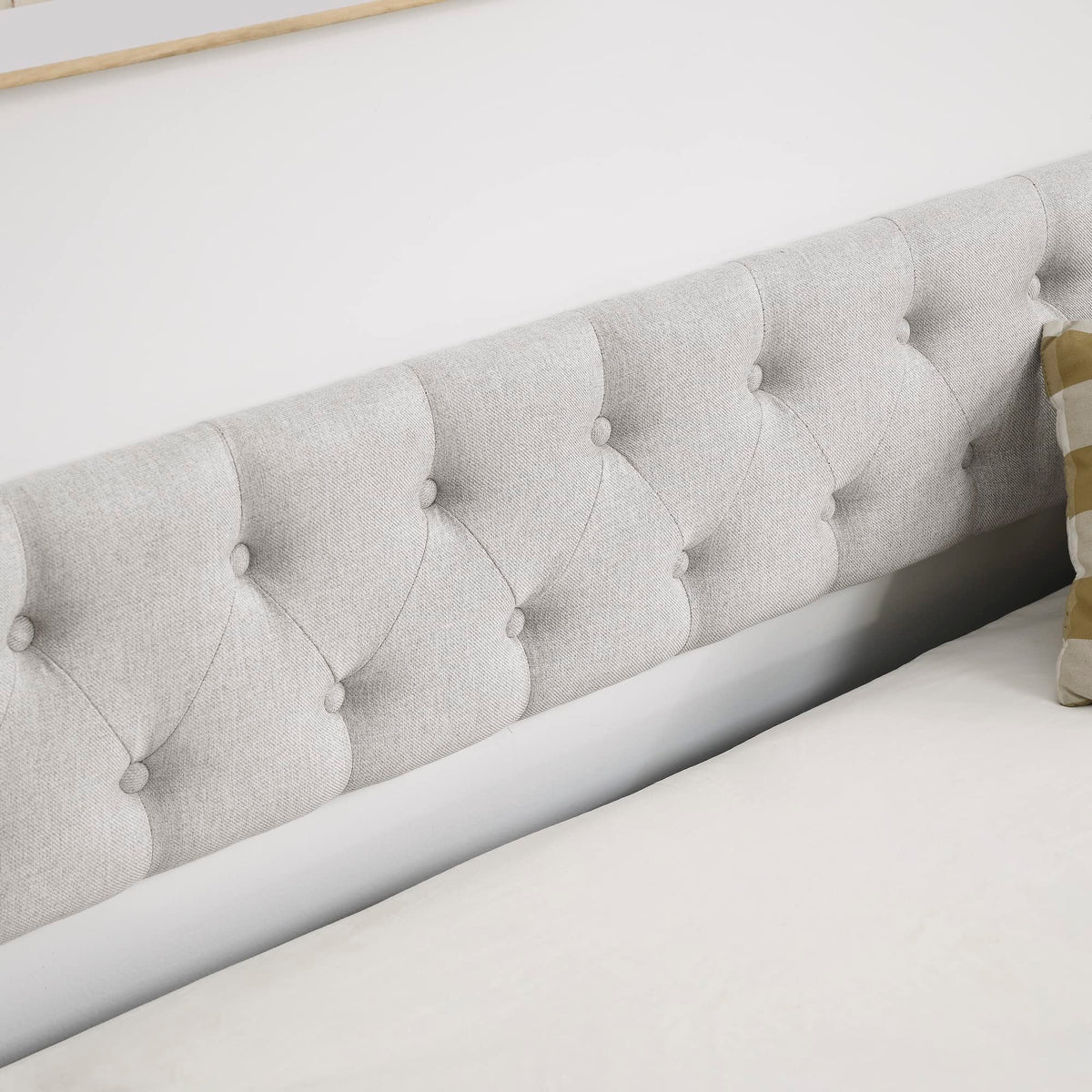 Upholstered Button Tufted Twin Size Daybed with Trundle B866