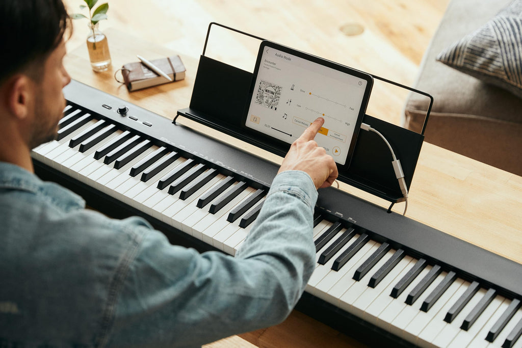 88-Key Scaled Hammer Action Digital Piano J2079